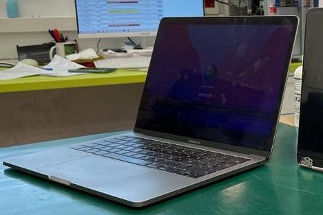 Reparar la pantalla de un MacBook